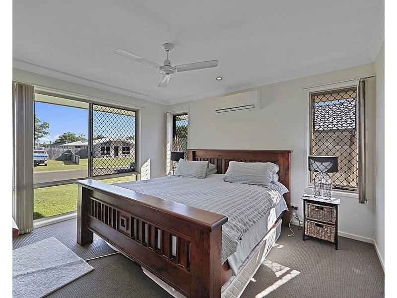 12 zac street, Kalkie QLD 4670