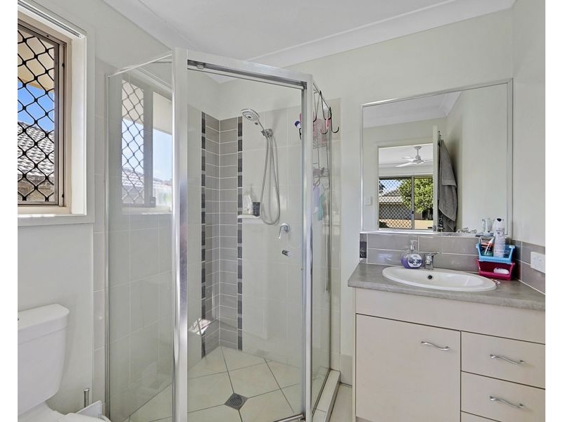 12 zac street, Kalkie QLD 4670