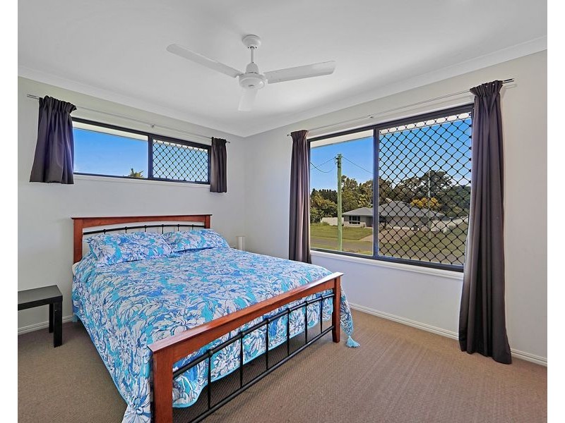 25 Duffy street, Burnett Heads QLD 4670