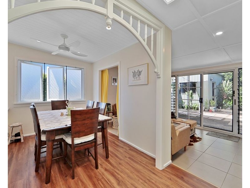 30 Bathurst Street, Elliott Heads QLD 4670