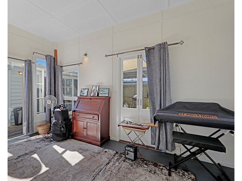 30 Bathurst Street, Elliott Heads QLD 4670