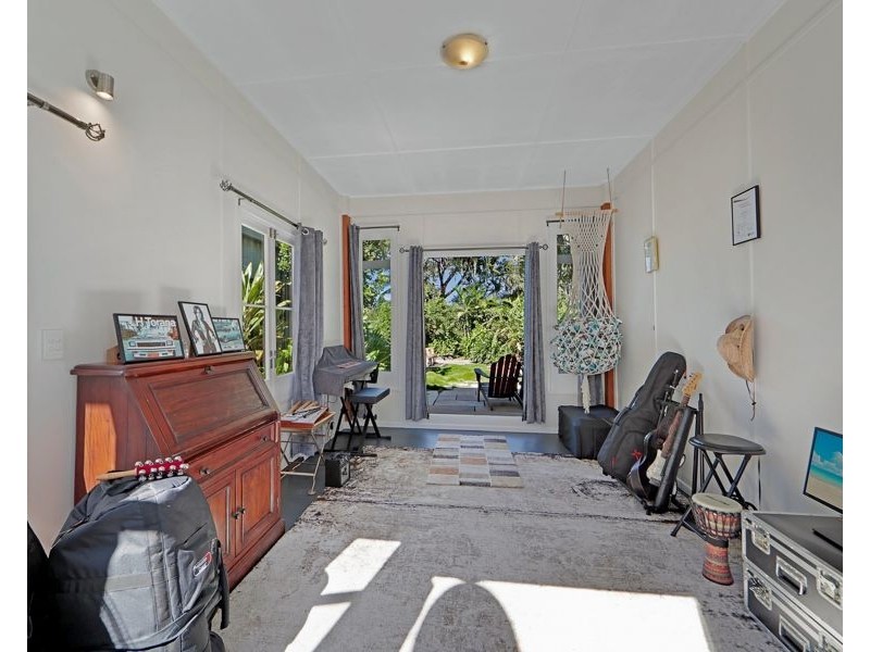 30 Bathurst Street, Elliott Heads QLD 4670