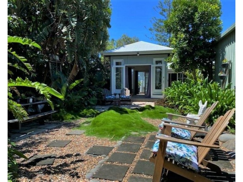 30 Bathurst Street, Elliott Heads QLD 4670