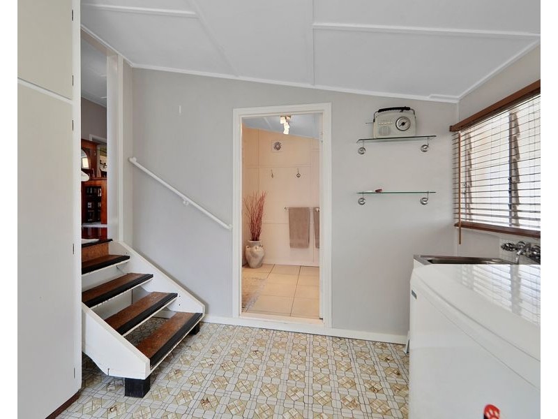 1 Eriksen street, Svensson Heights QLD 4670