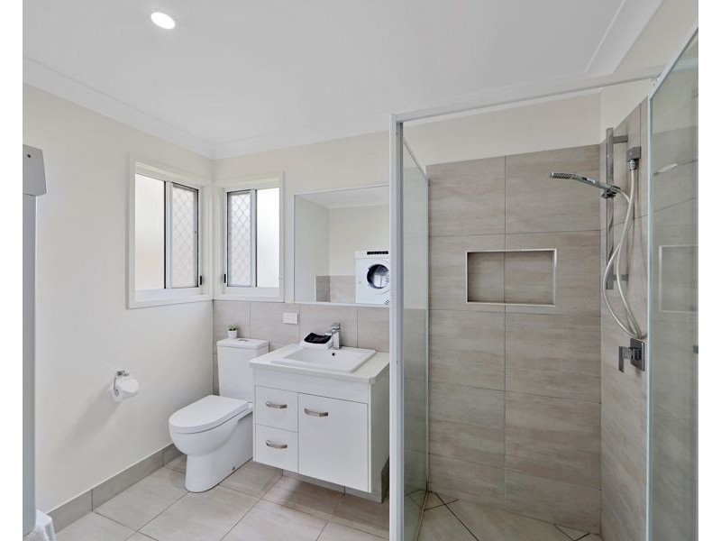 3 Dolphin court, Elliott Heads QLD 4670