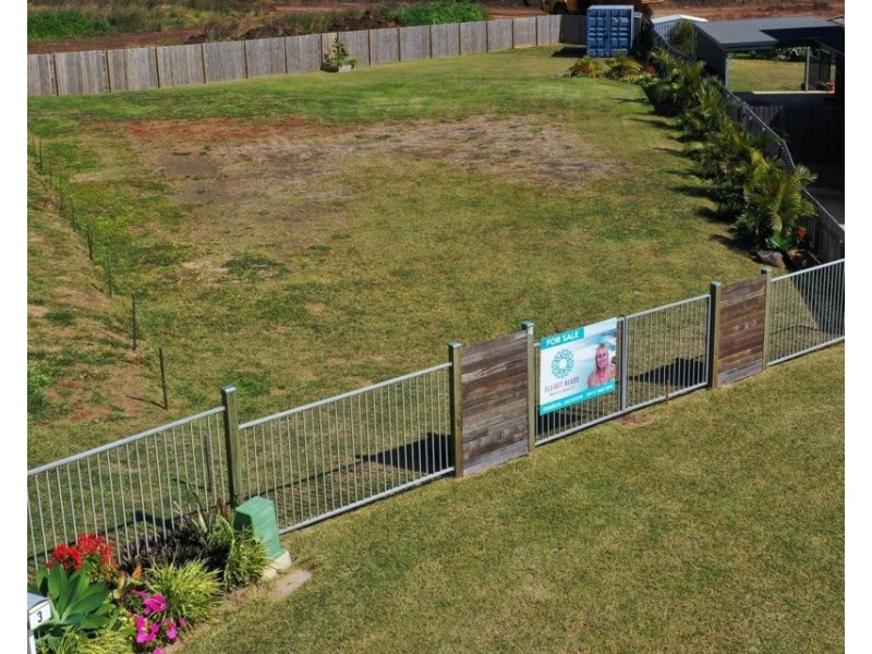 3 Dolphin court, Elliott Heads QLD 4670