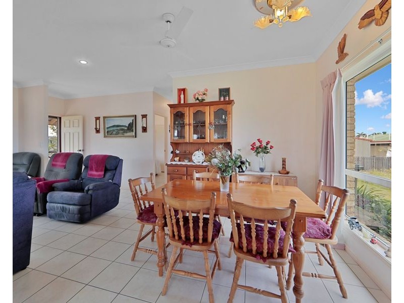 106 Welch Street, Elliott Heads QLD 4670