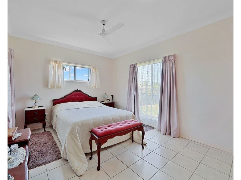 106 Welch Street, Elliott Heads QLD 4670