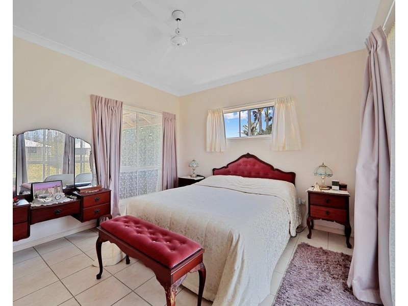 106 Welch Street, Elliott Heads QLD 4670