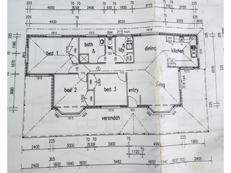 106 Welch Street, Elliott Heads QLD 4670