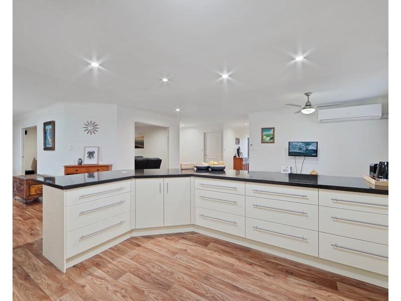 38 Welch Street, Elliott Heads QLD 4670