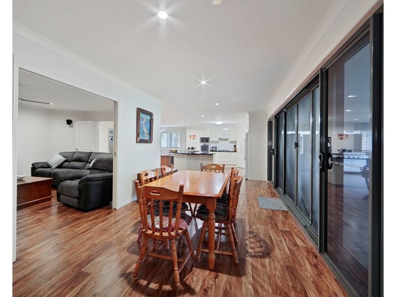 38 Welch Street, Elliott Heads QLD 4670