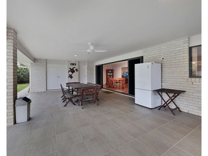 38 Welch Street, Elliott Heads QLD 4670