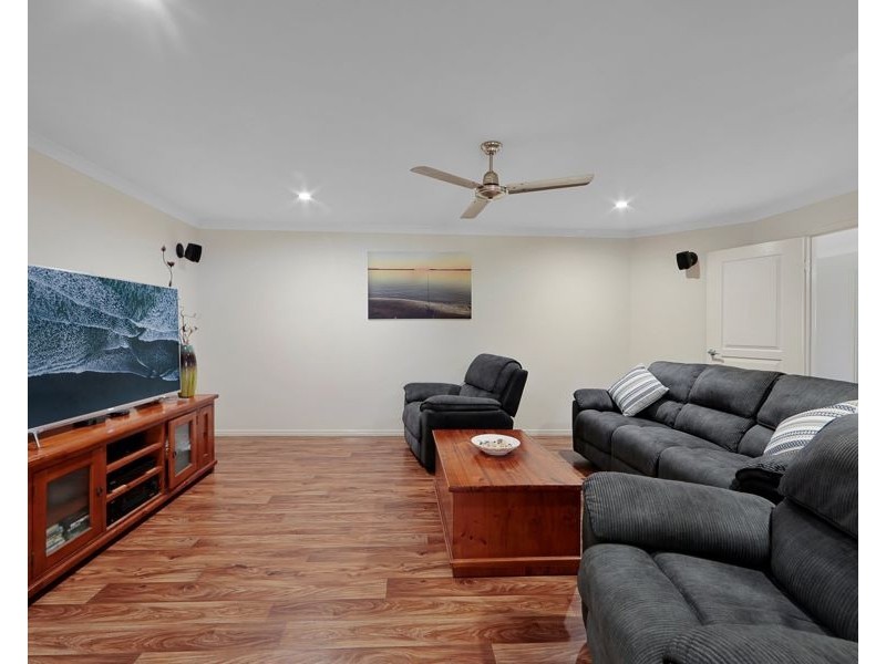 38 Welch Street, Elliott Heads QLD 4670