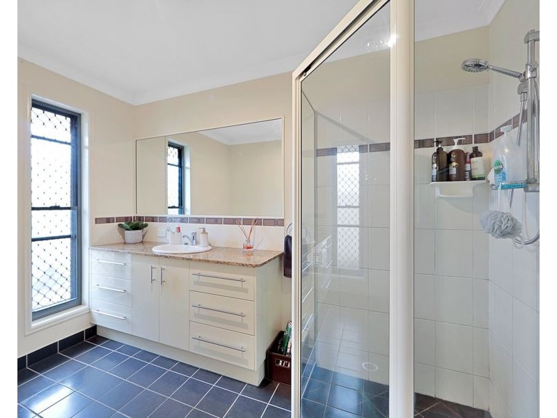 38 Welch Street, Elliott Heads QLD 4670