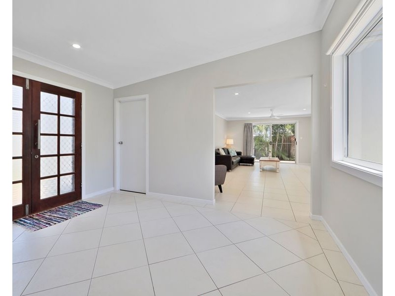 20 Shelley, Burnett Heads QLD 4670