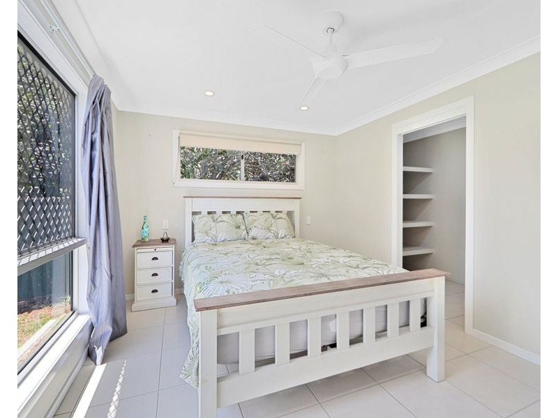 20 Shelley, Burnett Heads QLD 4670