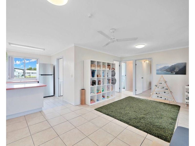 59 kinch street, Burnett Heads QLD 4670