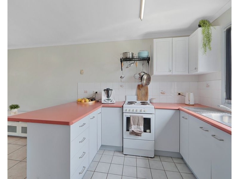 59 kinch street, Burnett Heads QLD 4670