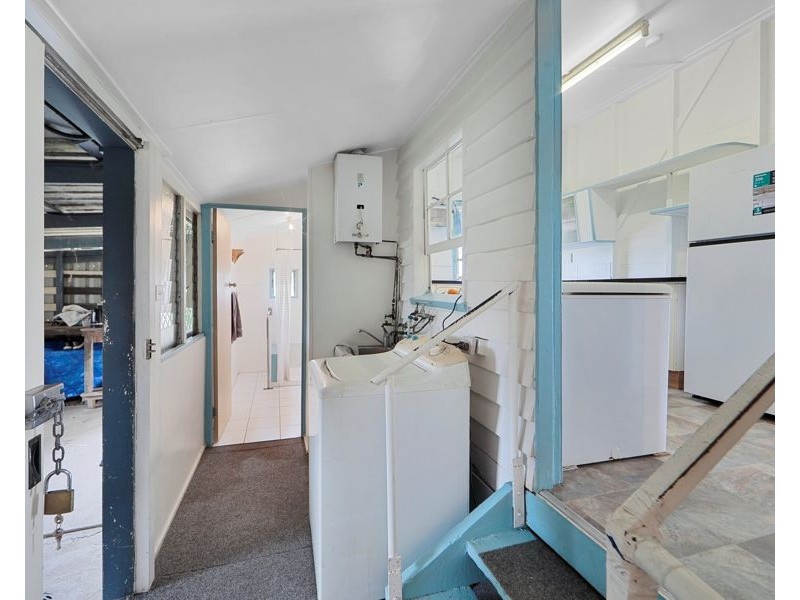 63 steuart, Bundaberg North QLD 4670