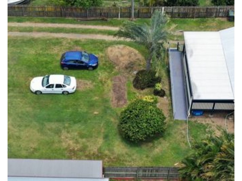 63 steuart, Bundaberg North QLD 4670