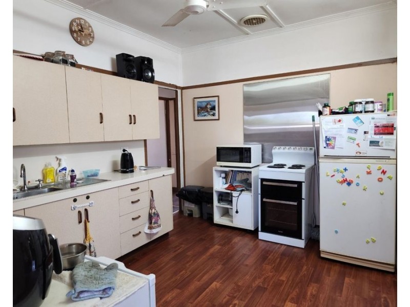6 Scotton Street, Kepnock QLD 4670
