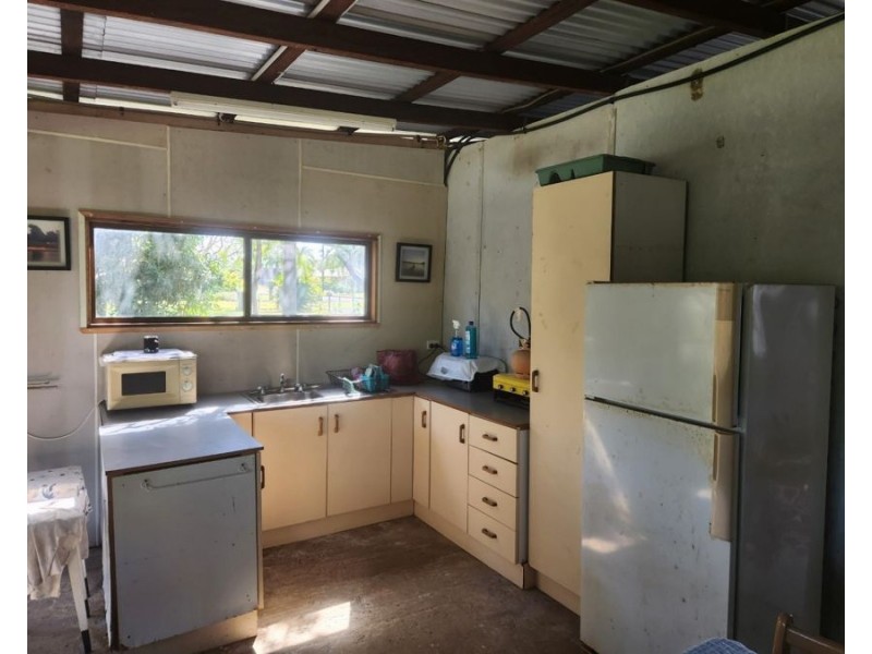 12 Mitchell street, Elliott Heads QLD 4670