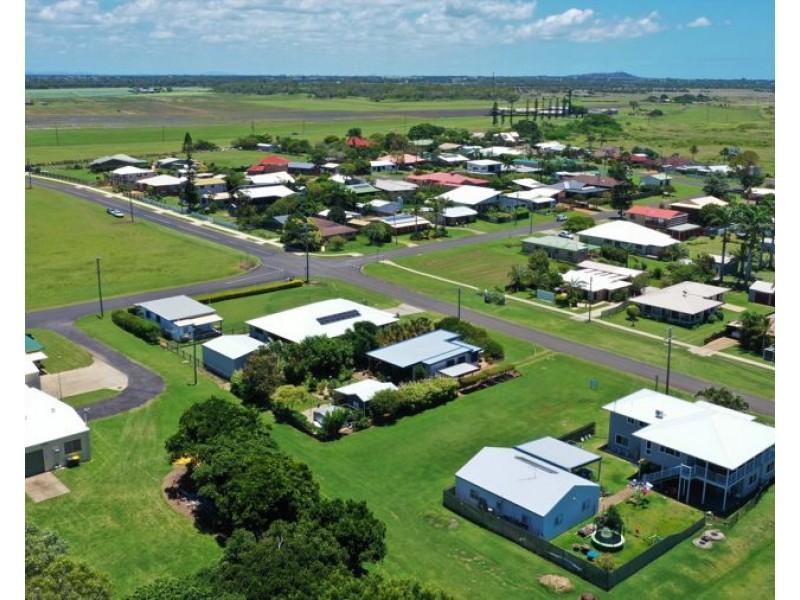 13 Brieschke Street, Elliott Heads QLD 4670