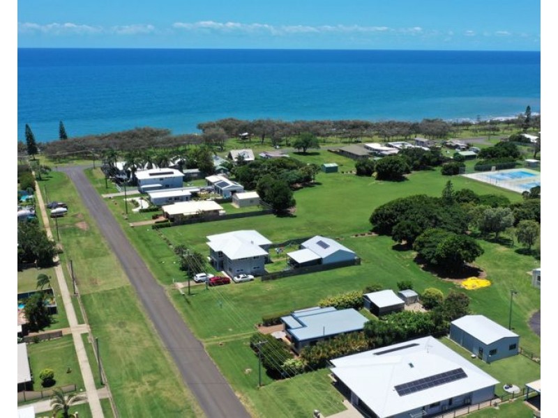 13 Brieschke Street, Elliott Heads QLD 4670