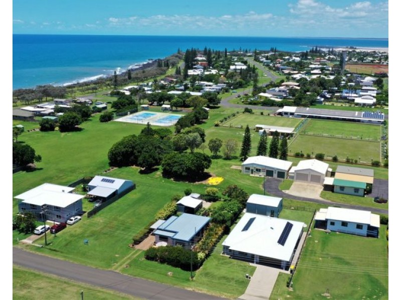 13 Brieschke Street, Elliott Heads QLD 4670