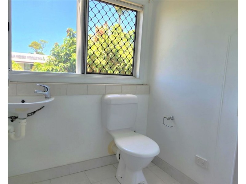 62 Mitchell Street, Elliott Heads QLD 4670