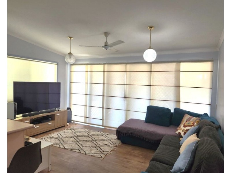 4 Burns street, Burnett Heads QLD 4670