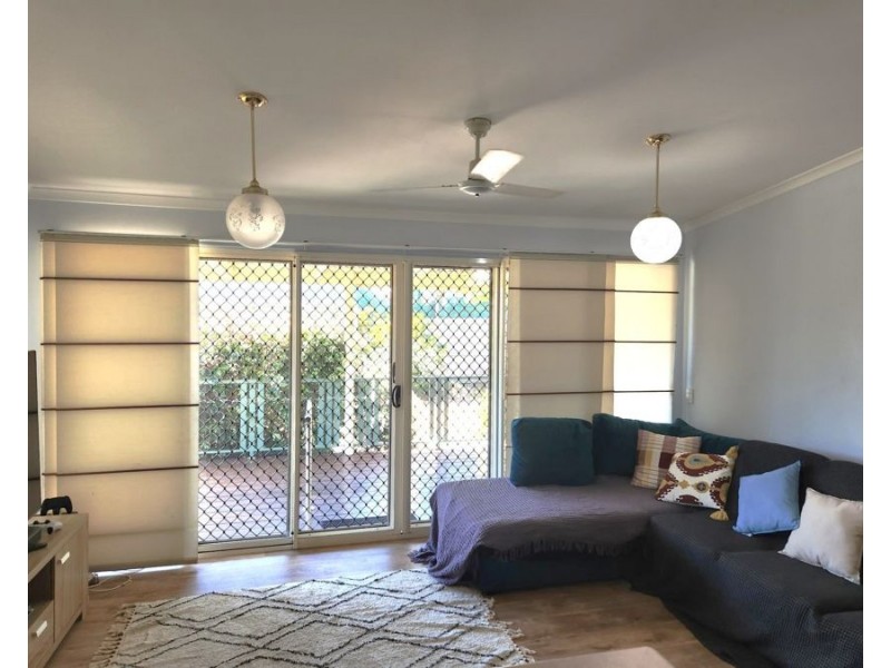 4 Burns street, Burnett Heads QLD 4670