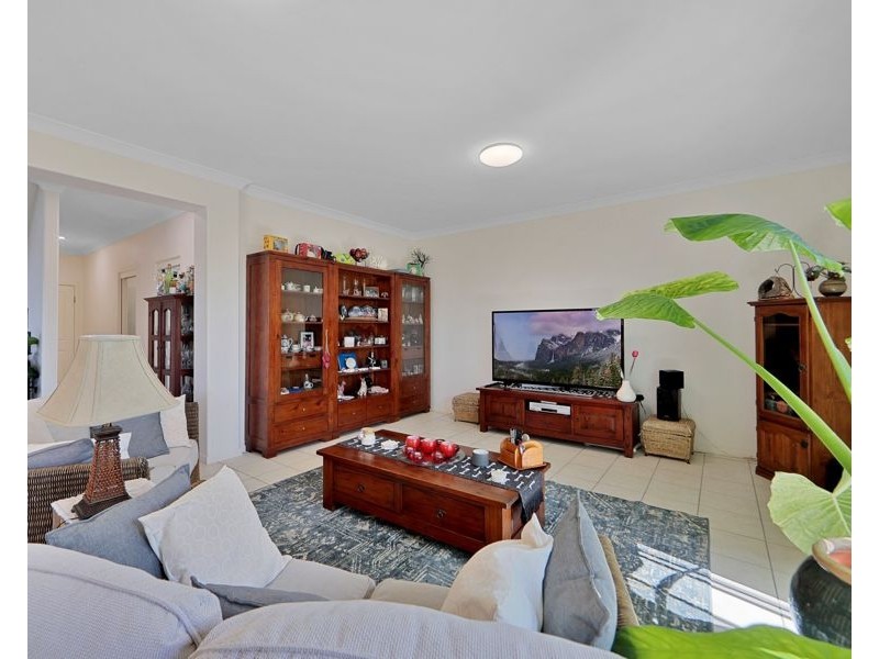 4 BLUE FIN COURT, Elliott Heads QLD 4670