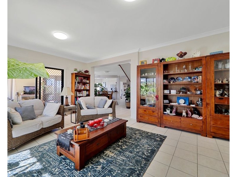 4 BLUE FIN COURT, Elliott Heads QLD 4670