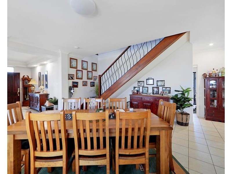 4 BLUE FIN COURT, Elliott Heads QLD 4670