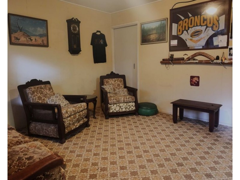 50 Welch Street, Elliott Heads QLD 4670