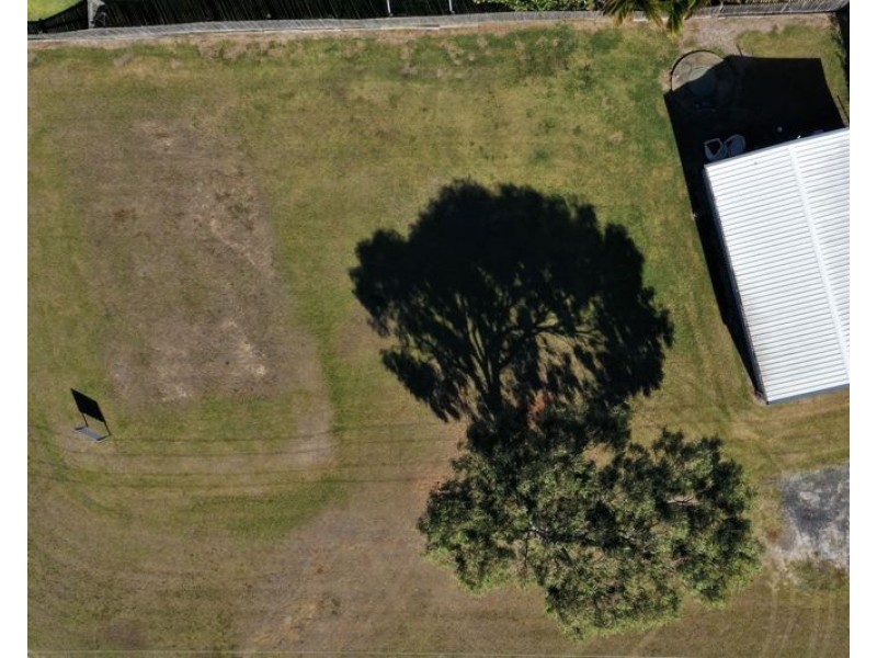 4 Bluewater Drive, Elliott Heads QLD 4670