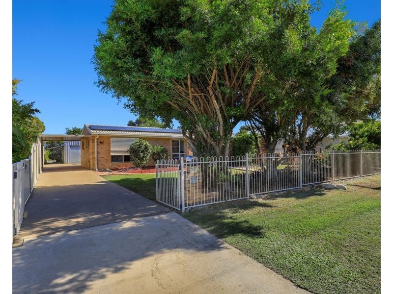 33 Shell Street, Burnett Heads QLD 4670