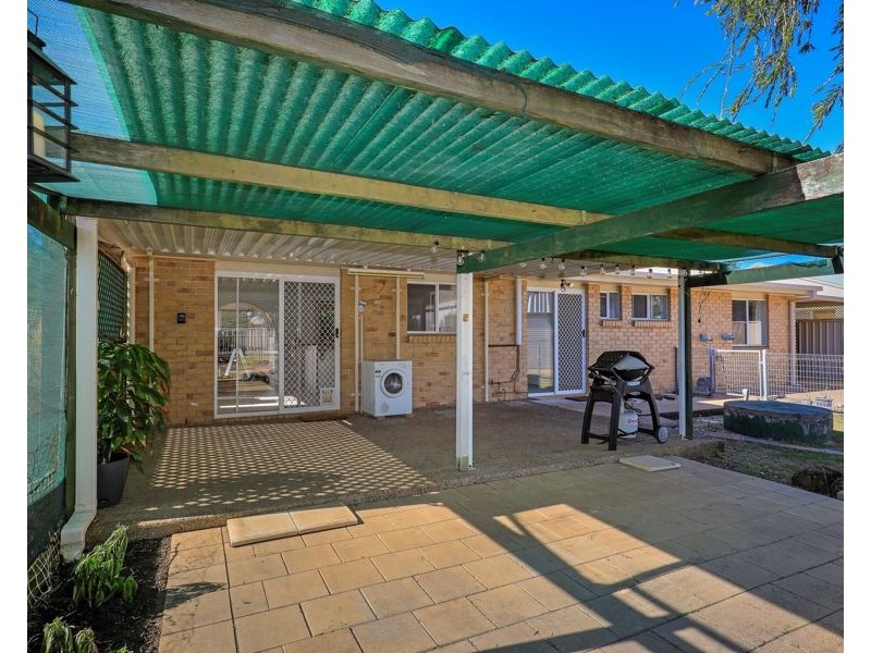 33 Shell Street, Burnett Heads QLD 4670