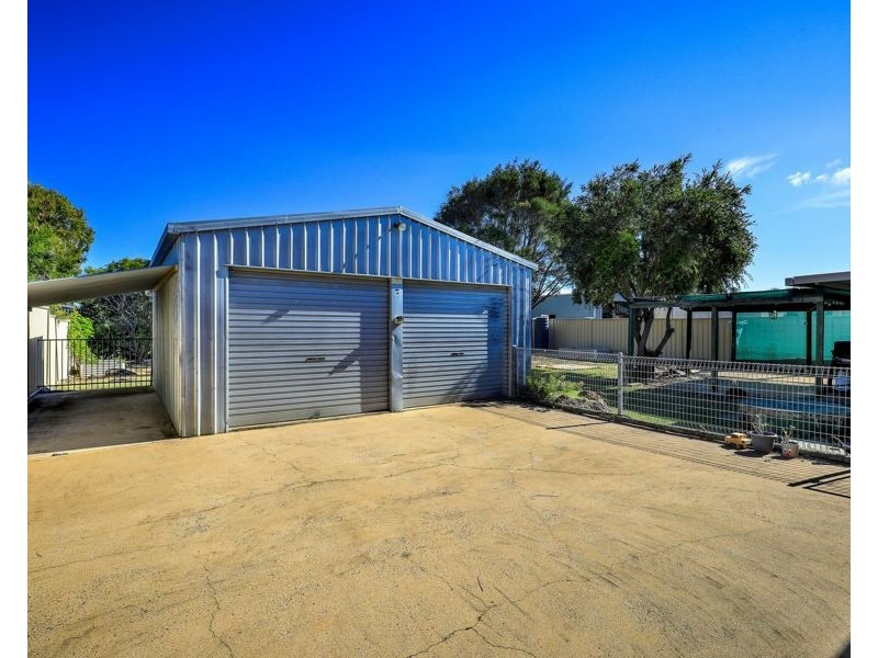 33 Shell Street, Burnett Heads QLD 4670
