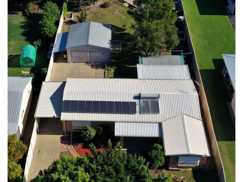 33 Shell Street, Burnett Heads QLD 4670