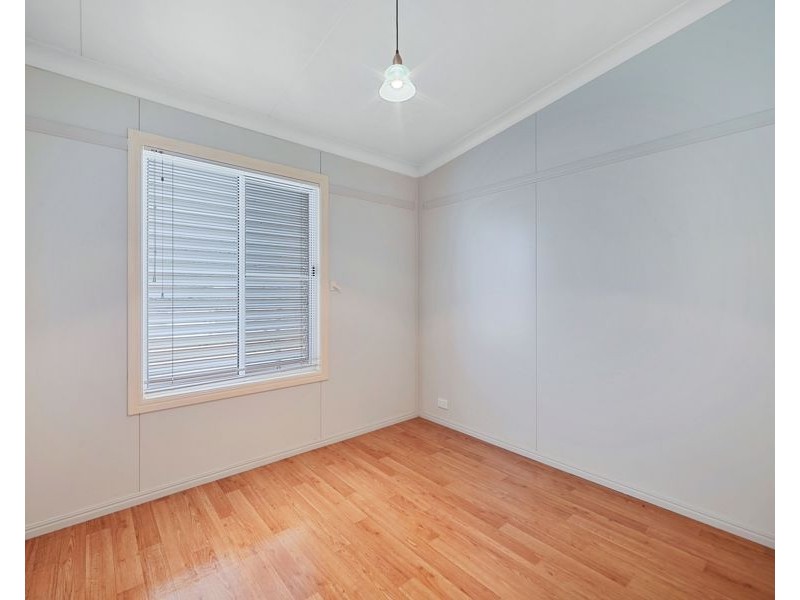 34 Shelley st, Burnett Heads QLD 4670