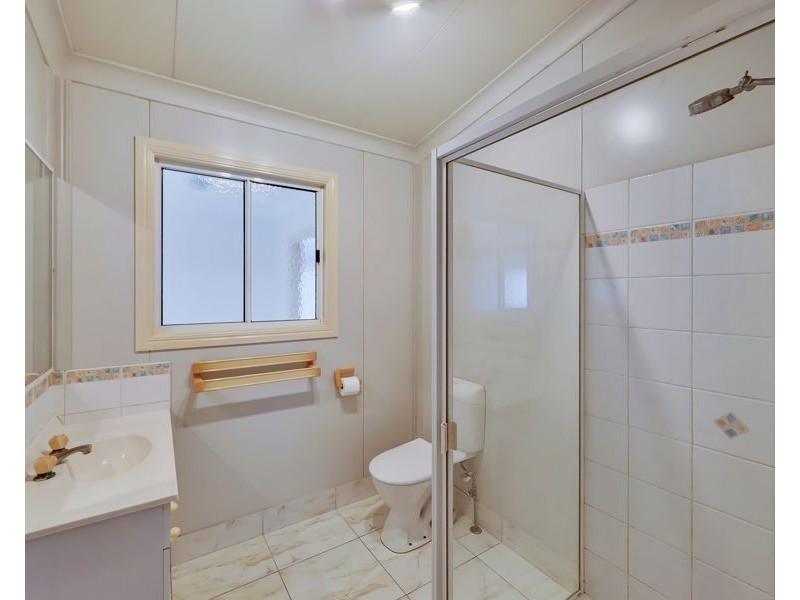 34 Shelley st, Burnett Heads QLD 4670