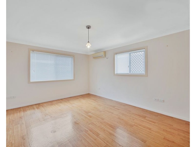 34 Shelley st, Burnett Heads QLD 4670