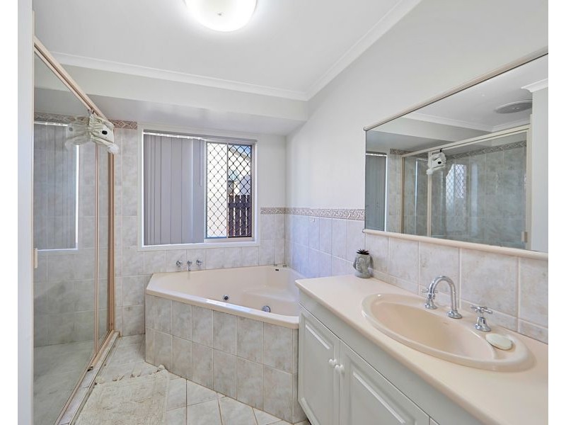 7 Park Street, Elliott Heads QLD 4670