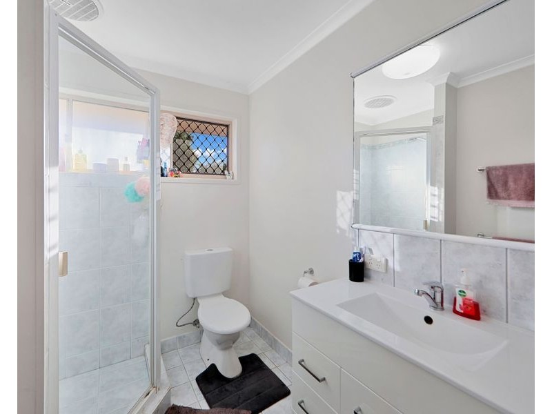 7 Park Street, Elliott Heads QLD 4670