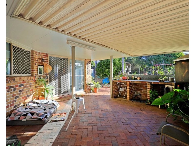 7 Park Street, Elliott Heads QLD 4670
