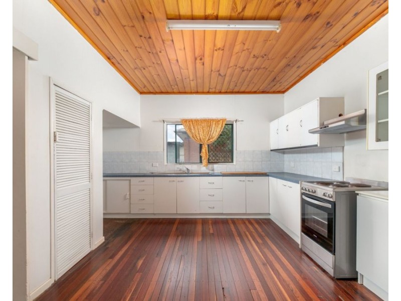 76 Boundary Street, Walkervale QLD 4670