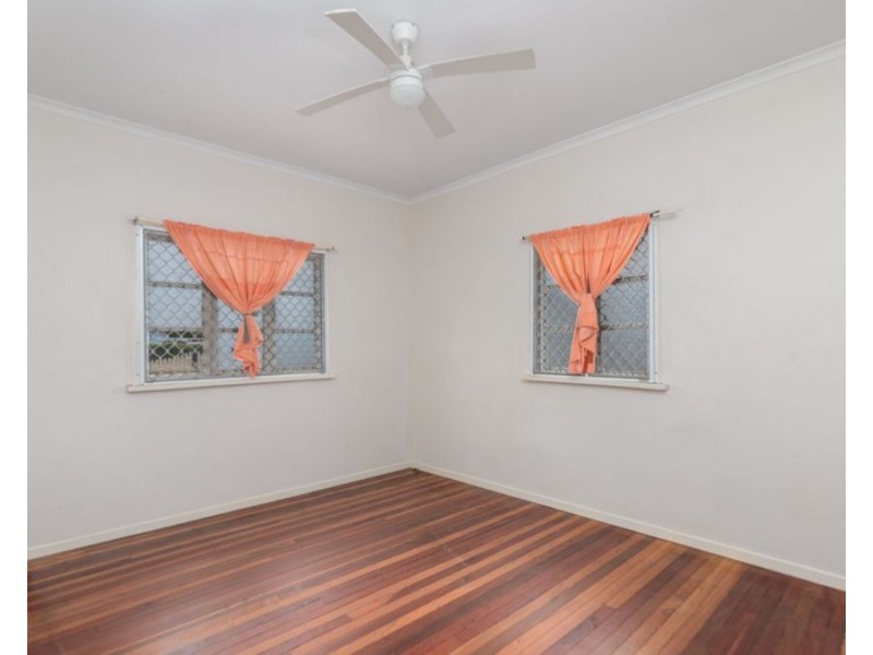 76 Boundary Street, Walkervale QLD 4670